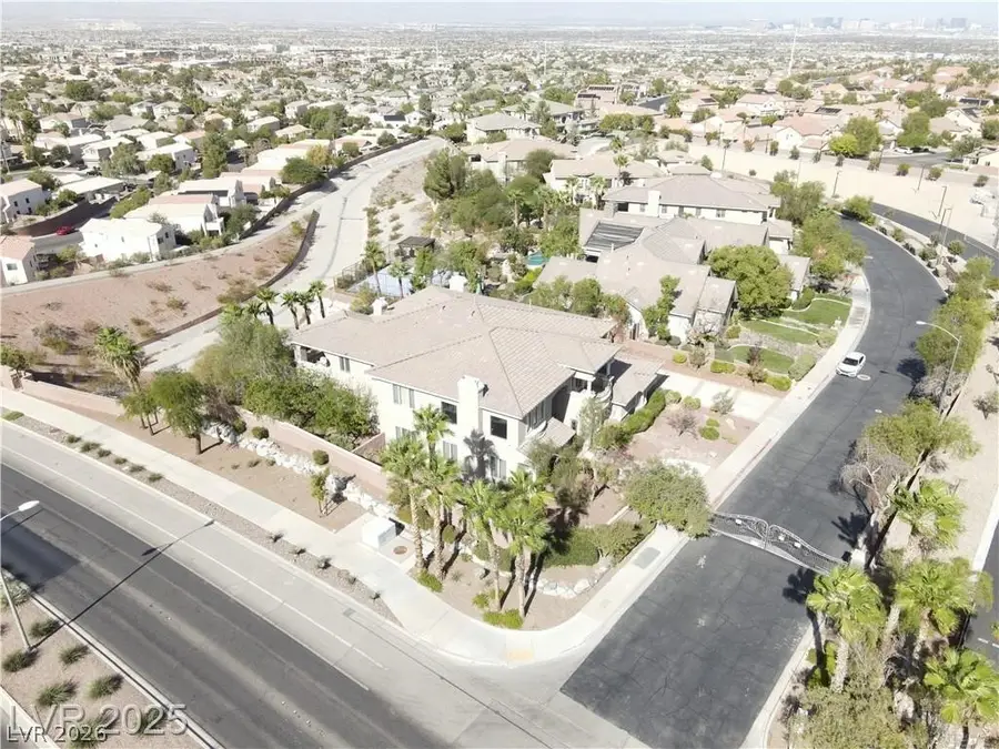 861 Majestic Ridge Court, Henderson, NV 89052 - Image #3