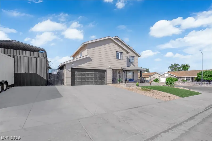 1901 Golden Shadow Court, Henderson, NV 89002 - Image #3