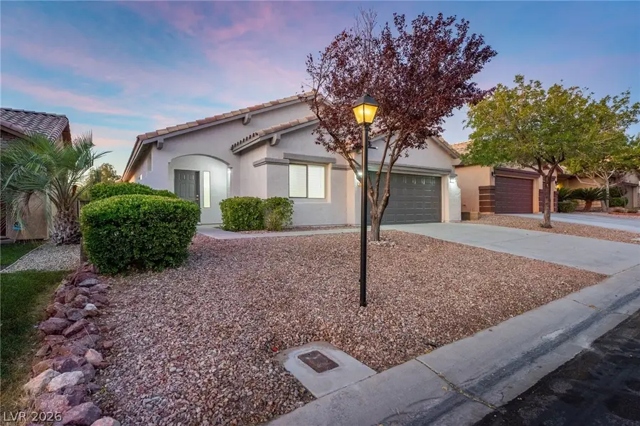 8233 Valley Stream Avenue, Las Vegas, NV 89131 - Image #2