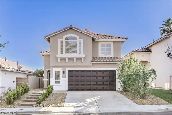 9887 Pioneer Avenue, Las Vegas, NV 89117