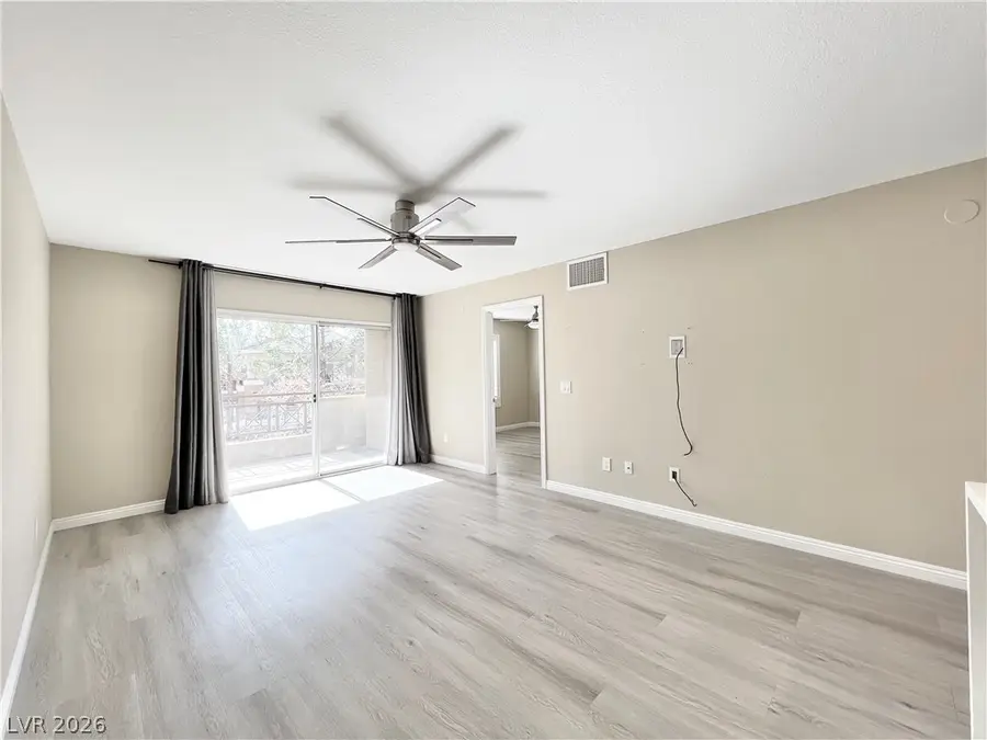 8070 W Russell Road #2070, Las Vegas, NV 89113 - Image #2