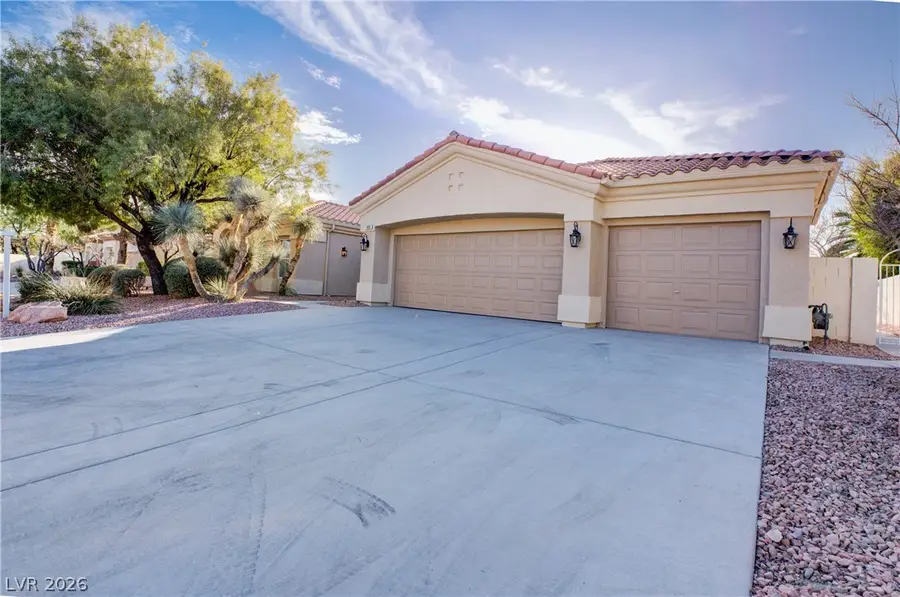 7411 Thornbuck Place, Las Vegas, NV 89131 - Image #2