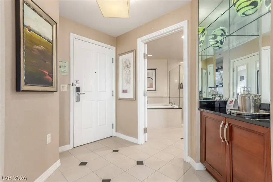 125 E Harmon Avenue #2116, Las Vegas, NV 89109 - Image #3