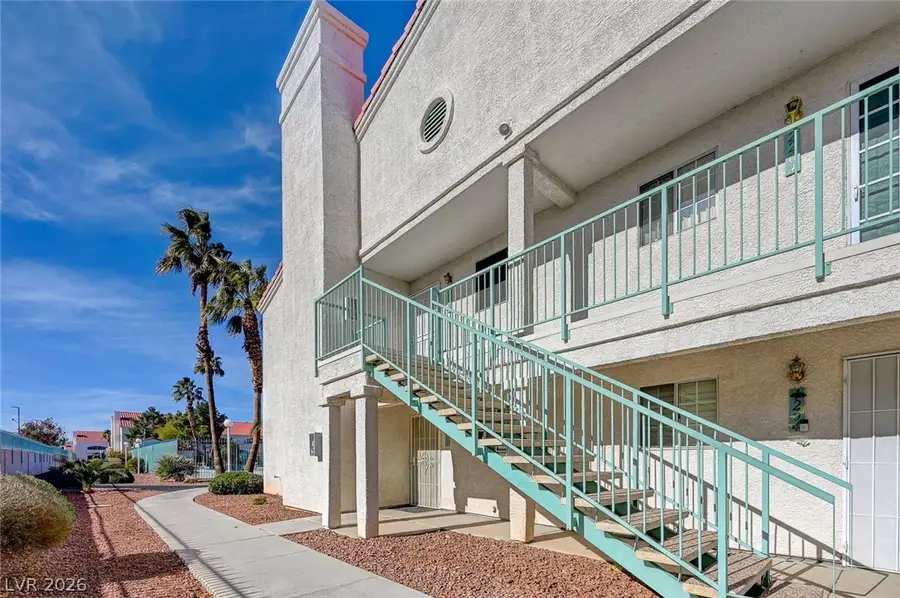 2725 S Nellis Boulevard #2023, Las Vegas, NV 89121 - Image #2