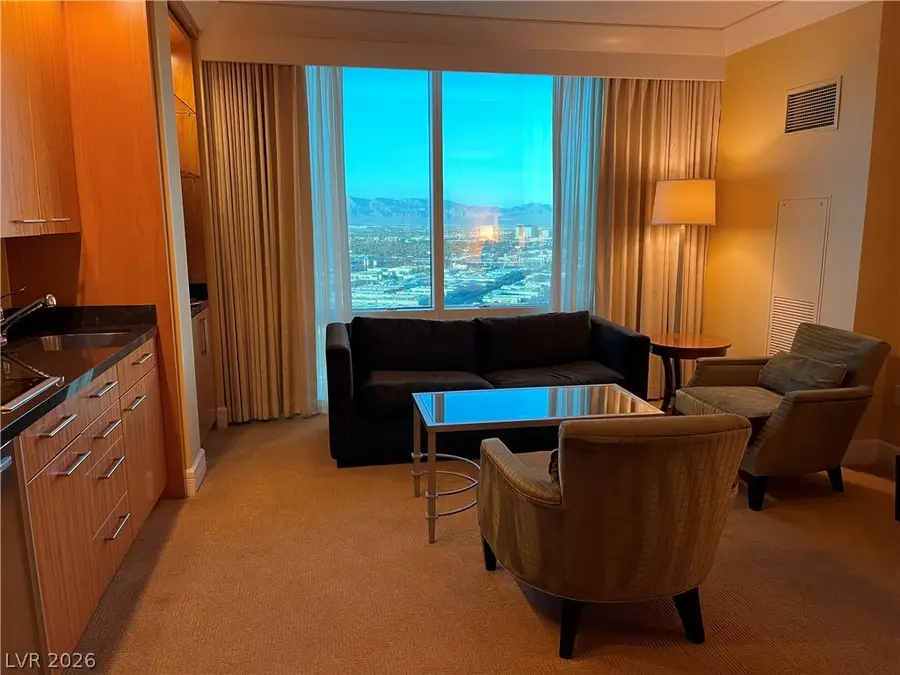 2000 N Fashion Show Drive #3717, Las Vegas, NV 89109 - #3