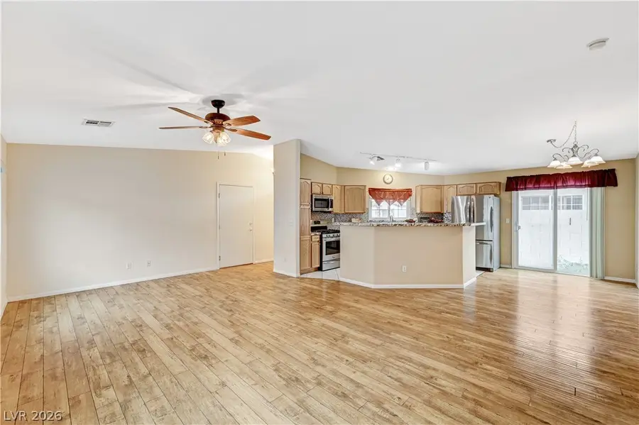 5043 Mascaro Drive, Las Vegas, NV 89122 - #3