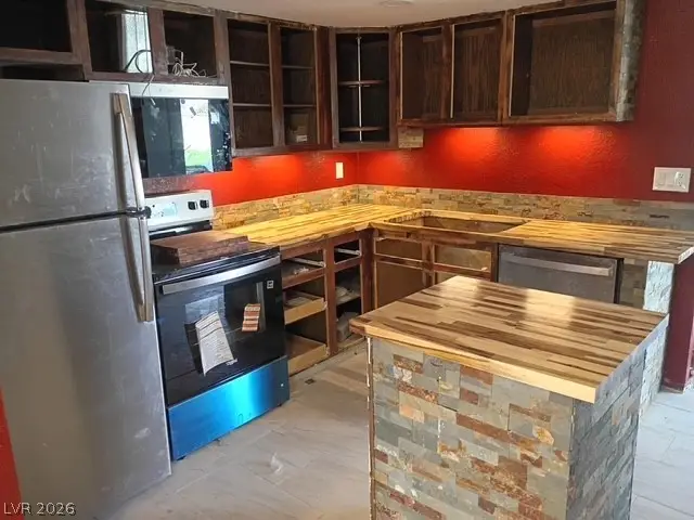 510 E Simkins Road, Pahrump, NV 89060 - #3