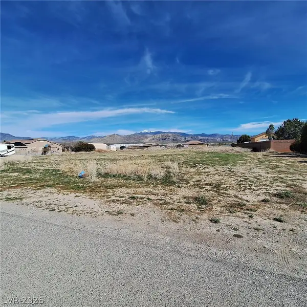 2801 S Rainbow Avenue, Pahrump, NV 89048
