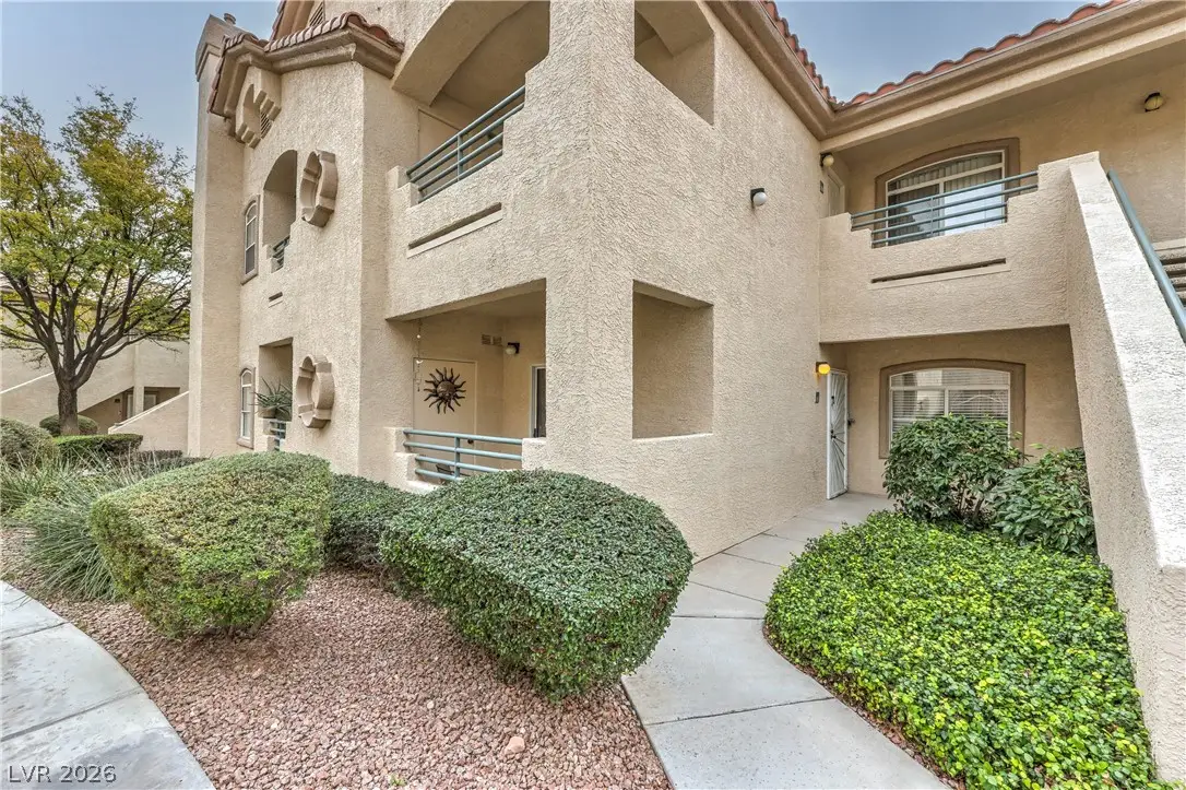 5415 W Harmon Avenue #1083, Las Vegas, NV 89103 - #1