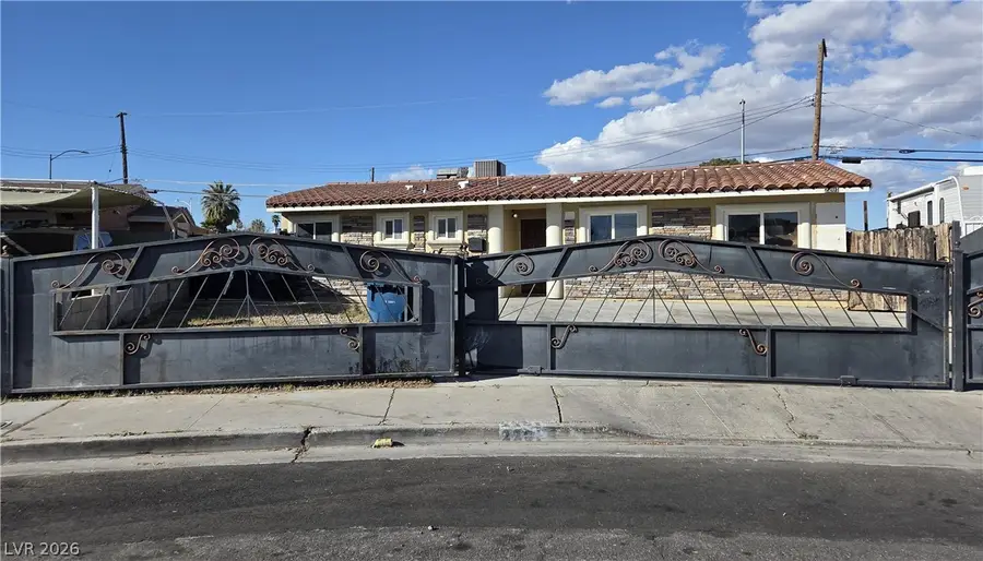 2201 Constantine Avenue, Las Vegas, NV 89101 - #2