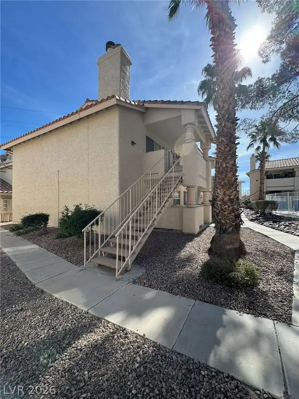 913 Sulphur Springs Lane #202, Las Vegas, NV 89128