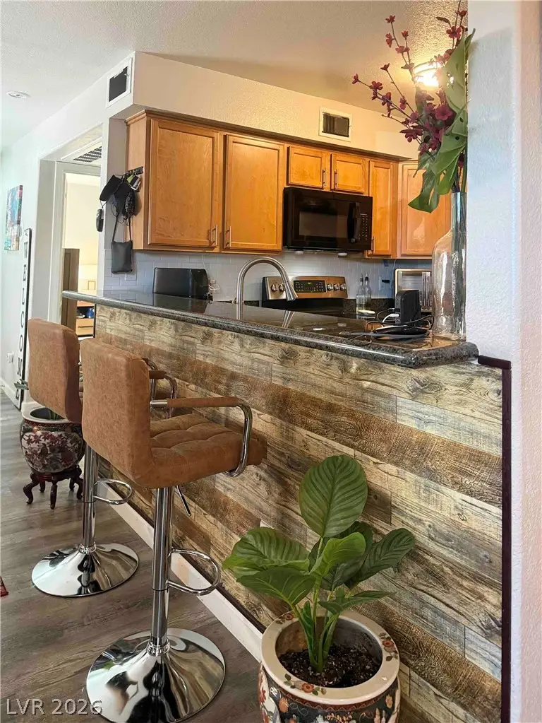 9325 W Desert Inn Road #173, Las Vegas, NV 89117 - #2