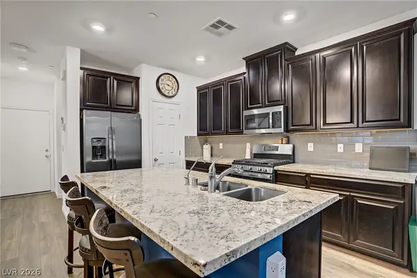 755 Glory Morning Court, North Las Vegas, NV 89086