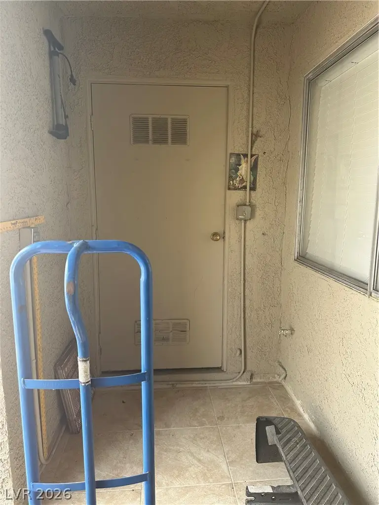 809 Mantis Way #4, Las Vegas, NV 89110 - #3