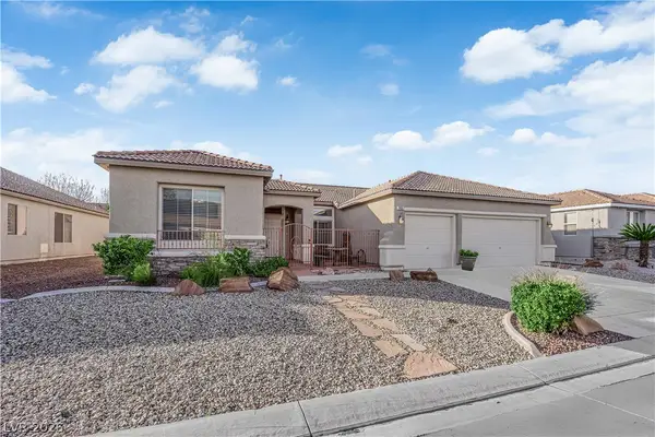 745 Diamond Bend Avenue, Las Vegas, NV 89123