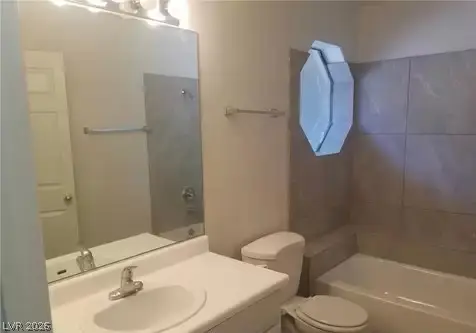 5054 S Rainbow Boulevard #104, Las Vegas, NV 89118 - #3