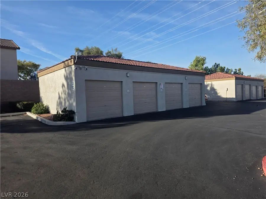 2305 W Horizon Ridge Parkway #2124, Henderson, NV 89052 - #2