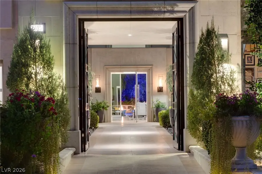 2323 Pinto Lane, Las Vegas, NV 89107 - #2