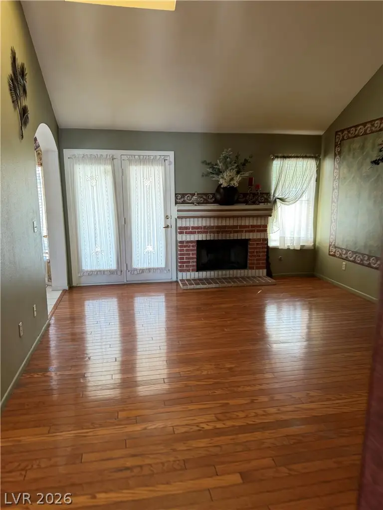 9713 Cascade Falls Avenue, Las Vegas, NV 89117 - #2