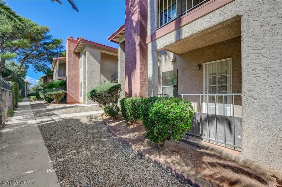 5576 W Rochelle Avenue #27A, Las Vegas, NV 89103 - #3