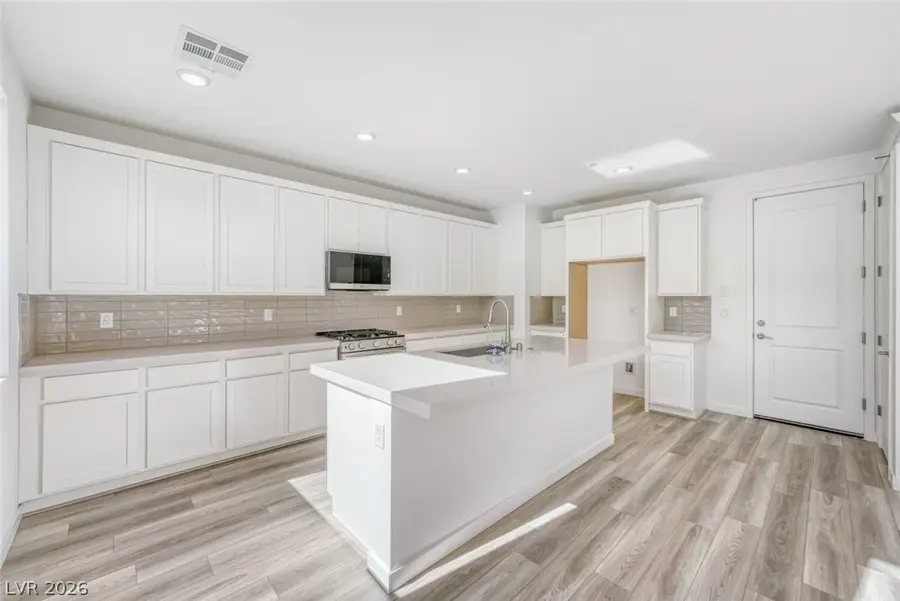 10789 Alamino Avenue, Las Vegas, NV 89166 - #3