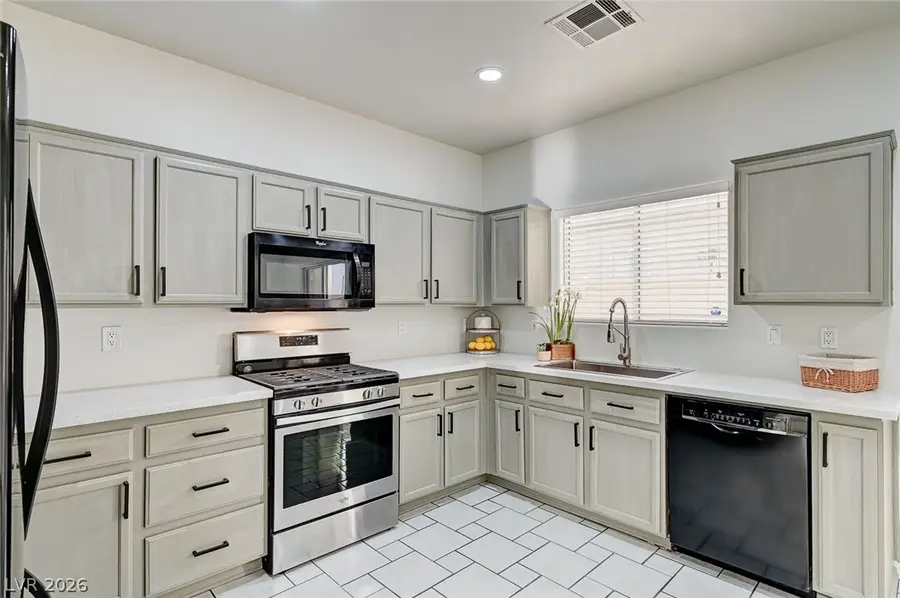 8062 Imperial Treasure Street, Las Vegas, NV 89139 - #2