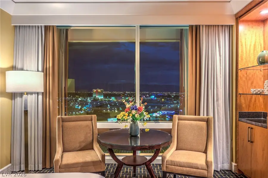 2000 Fashion Show Drive #2319, Las Vegas, NV 89109 - #3