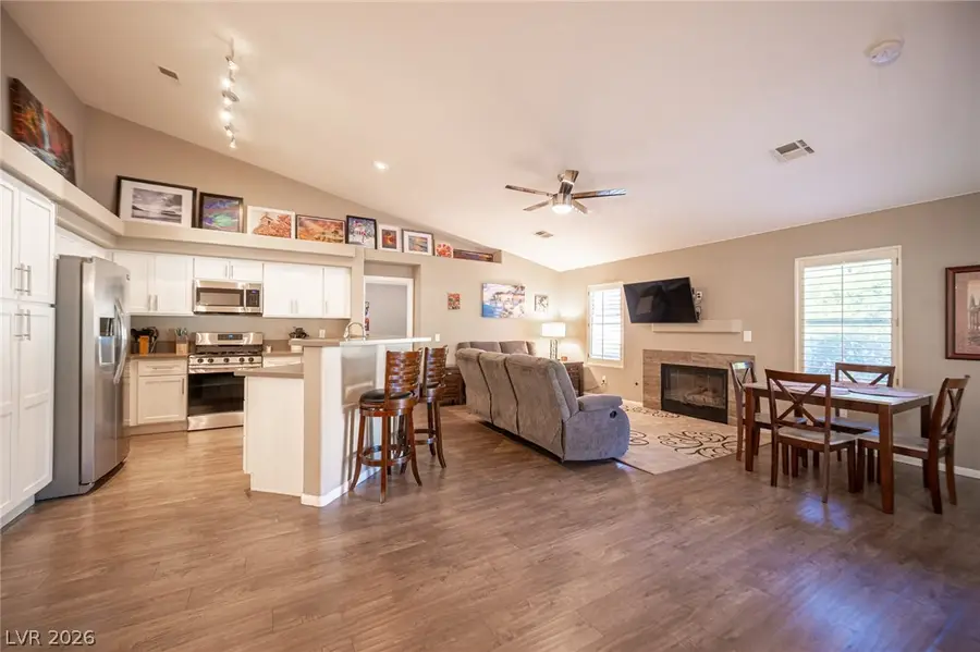 8128 Shad Bush Avenue, Las Vegas, NV 89149 - #2