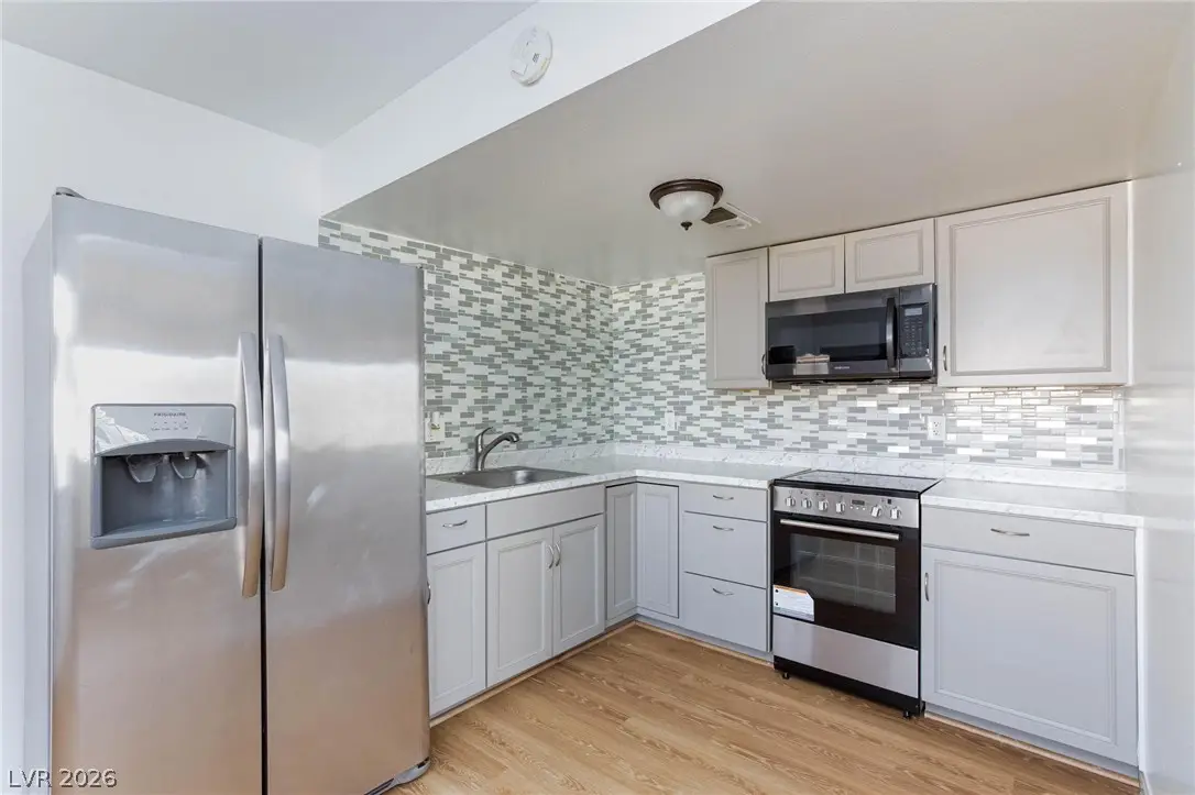 3821 1/2 Daisy Street #26, Las Vegas, NV 89119 - #1