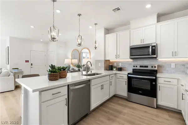 1967 Hydrangea Place, Las Vegas, NV 89106