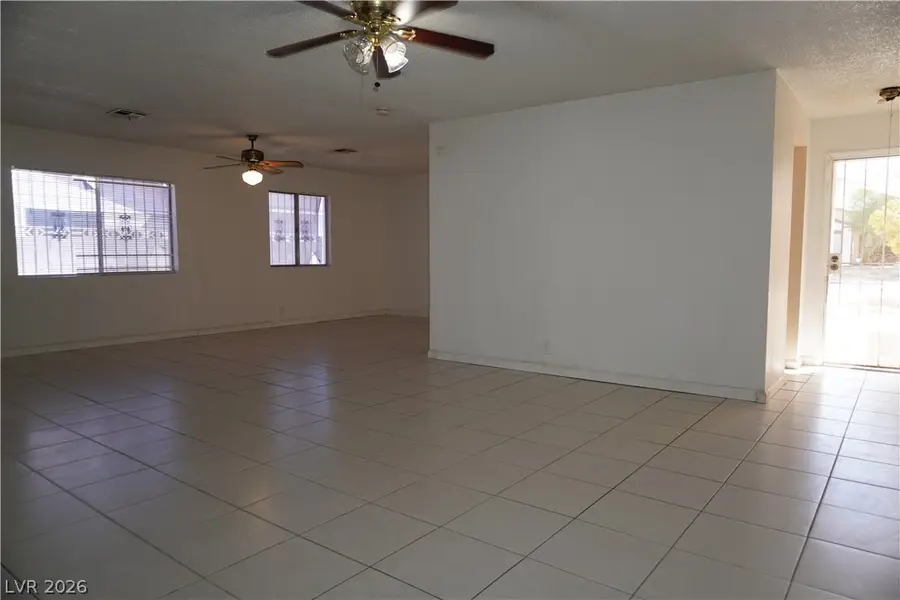 3649 New Horizon Drive, Las Vegas, NV 89115 - #3