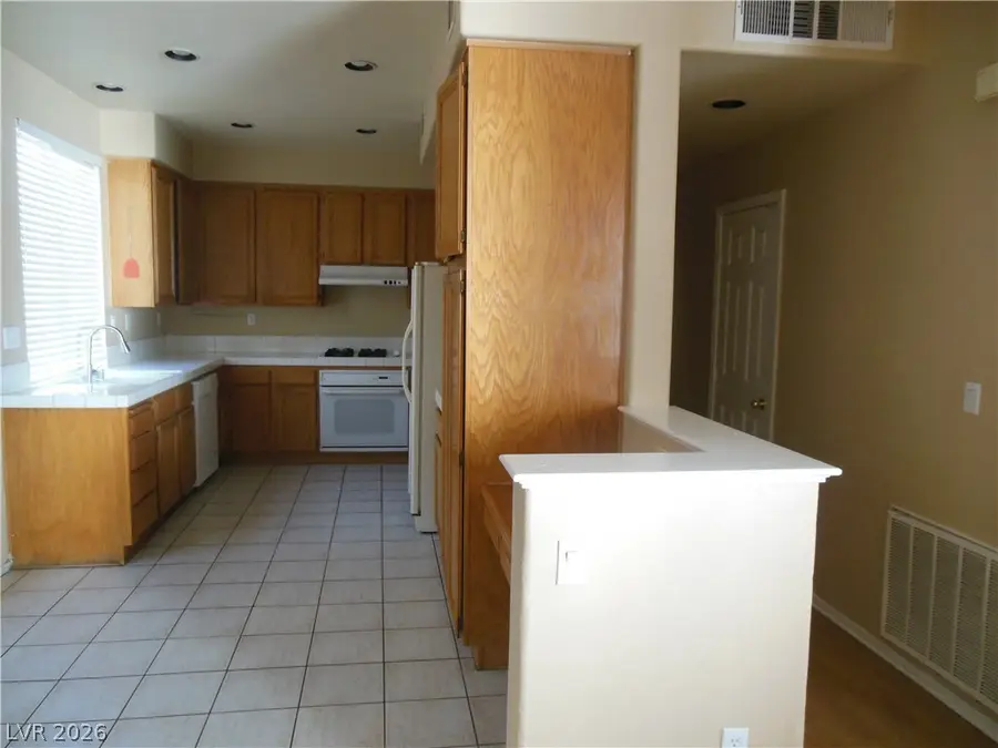8056 Bonaventure Drive, Las Vegas, NV 89147 - #3