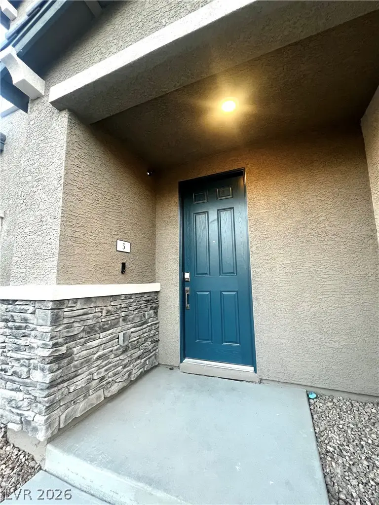 7214 N Decatur Boulevard #5, Las Vegas, NV 89131 - #2