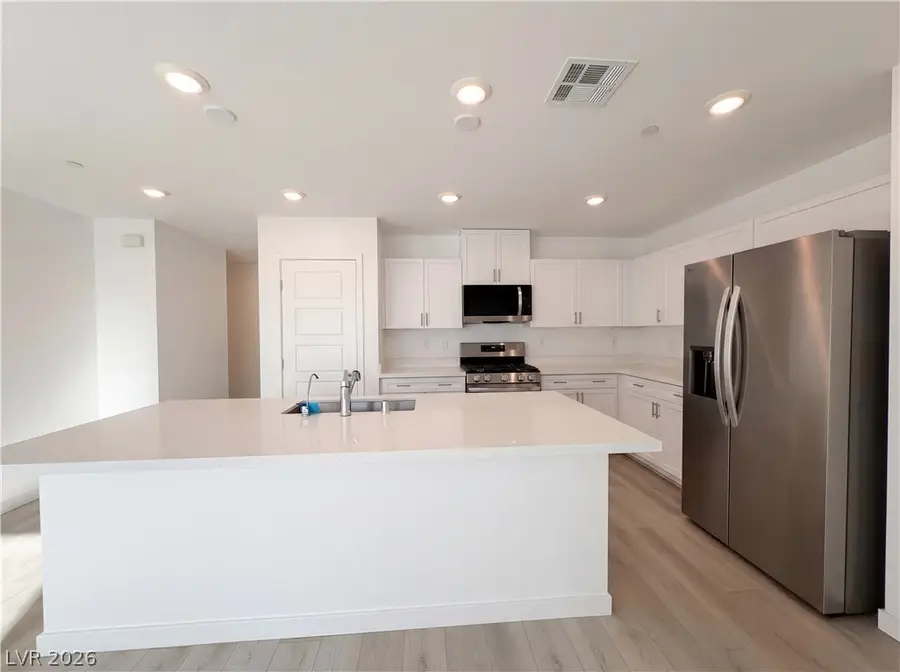 4234 Vivenda Street #1, Las Vegas, NV 89115 - #2