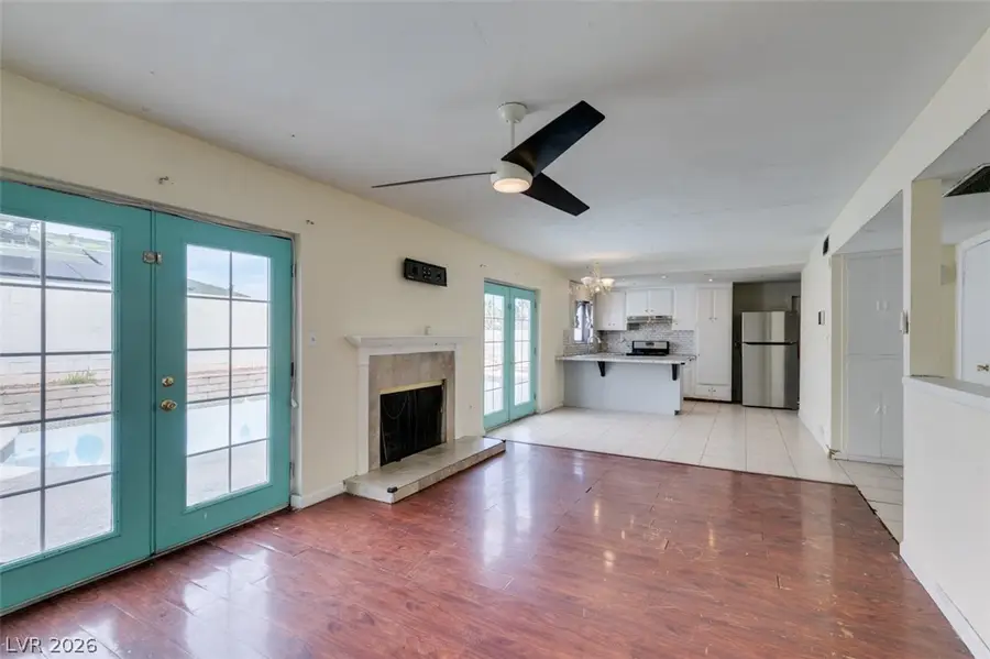 2986 Vegas Valley Drive, Las Vegas, NV 89121 - #3