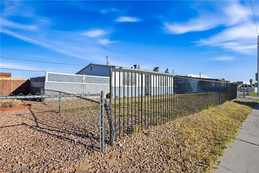 1956 H Street, Las Vegas, NV 89106 - #2