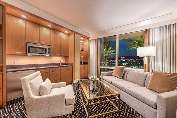 2000 Fashion Show Drive #1616, Las Vegas, NV 89109