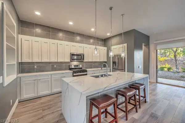 23 Gladewater Drive, Henderson, NV 89052