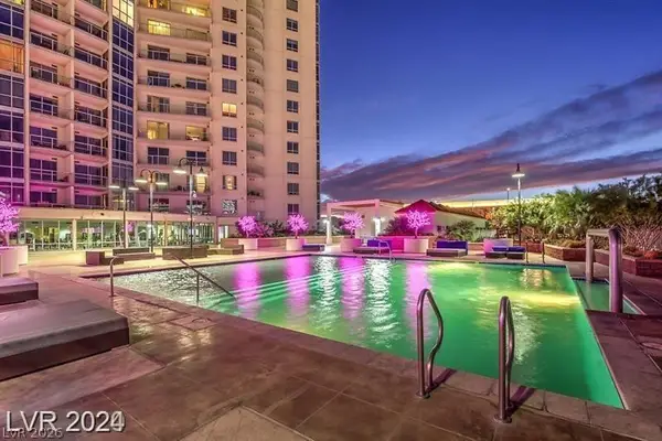 200 W Sahara Avenue #1704, Las Vegas, NV 89102