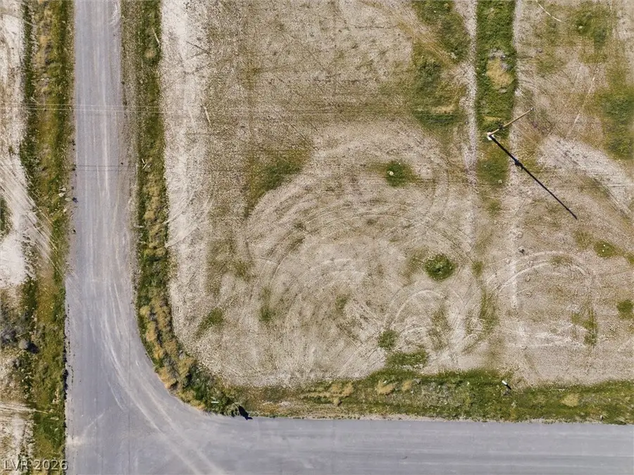 1120 S Xenia Avenue, Pahrump, NV 89048 - #3