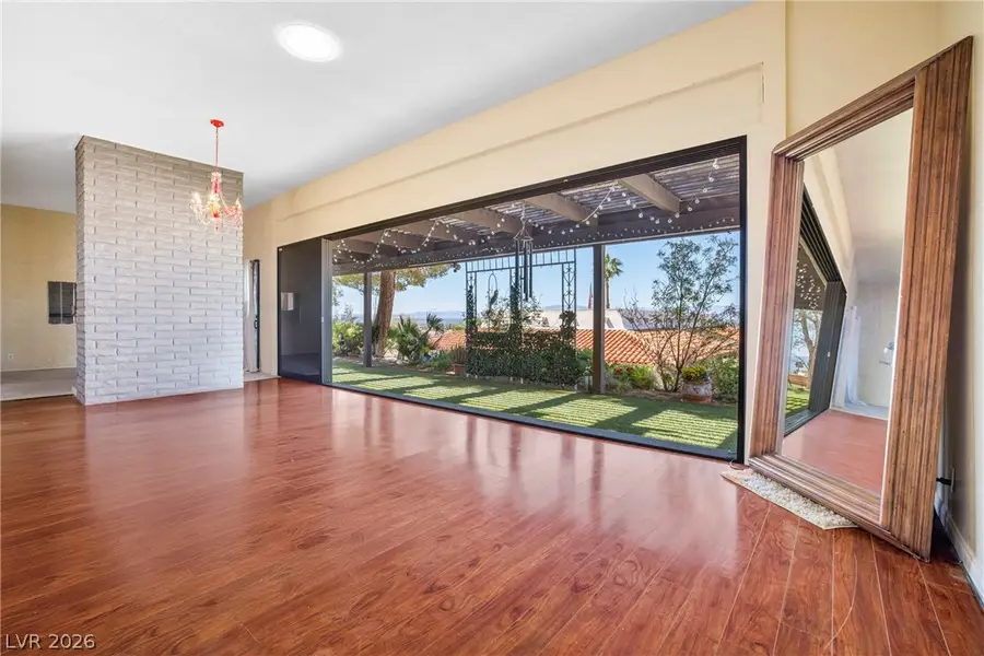 6744 Mountridge Drive, Las Vegas, NV 89110 - #2