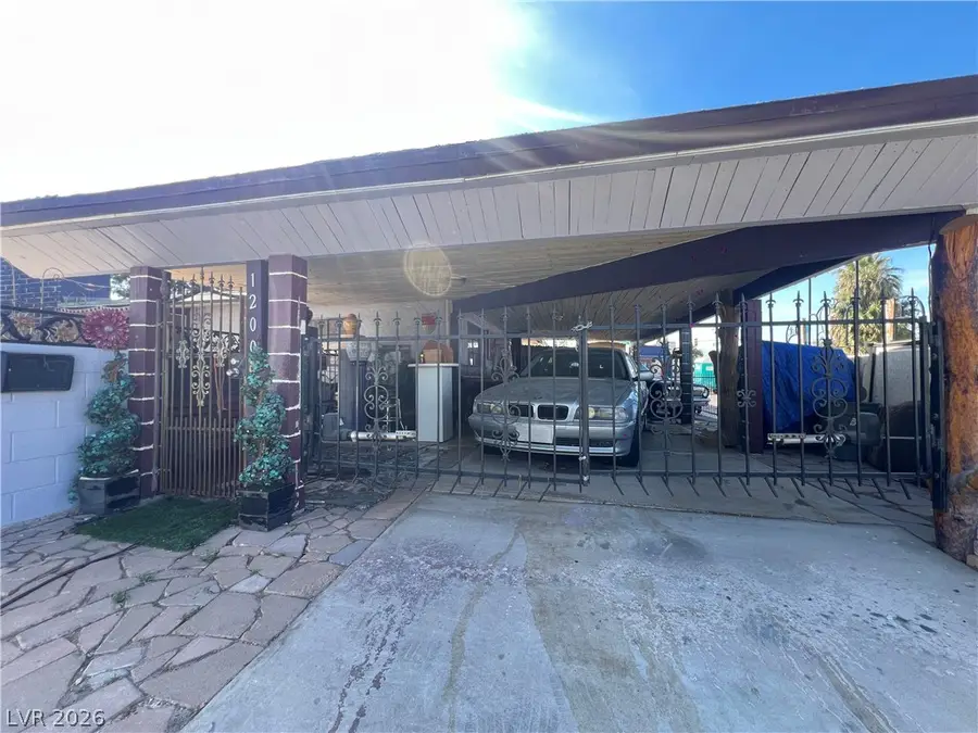 1200 Franklin Avenue, Las Vegas, NV 89104 - #3