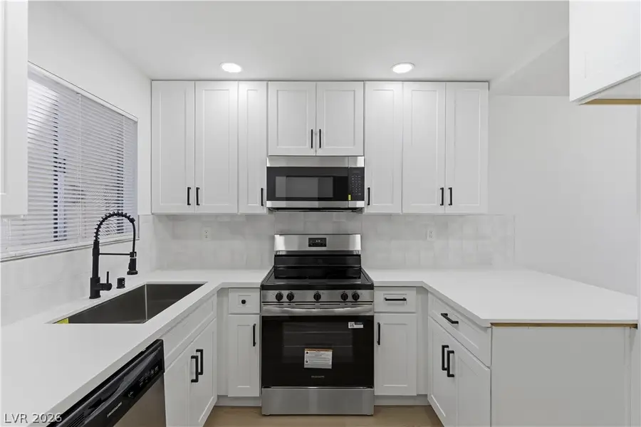 2341 Wooster Circle #B, Las Vegas, NV 89108 - #3