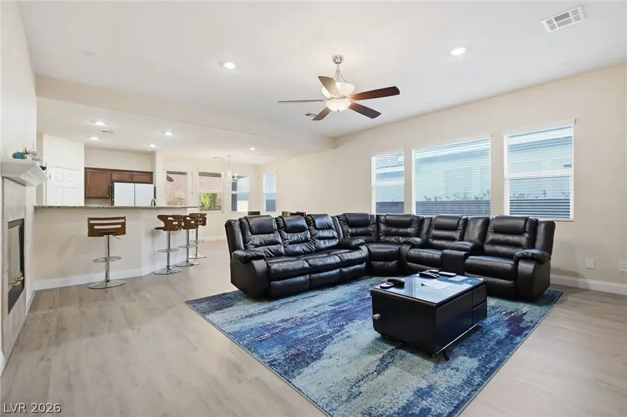 8668 Wade Lake Avenue, Las Vegas, NV 89178 - #3