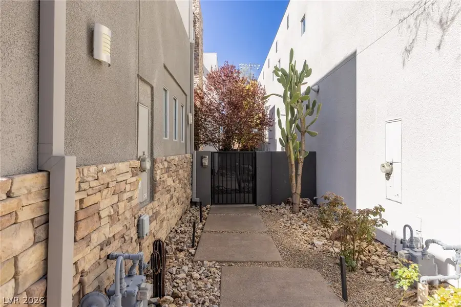 1425 Canyon Ledge Court, Las Vegas, NV 89117 - #3