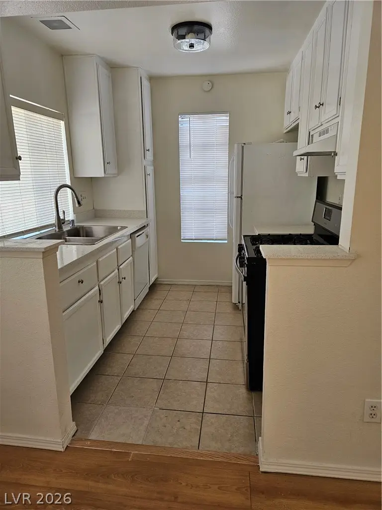 4713 Nara Vista Way #203, Las Vegas, NV 89103 - #2