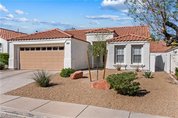 225 Misty Garden Street, Henderson, NV 89012