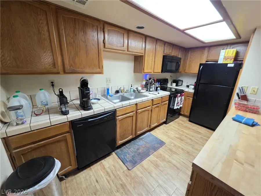 4211 Sanderling Circle #286, Las Vegas, NV 89103 - #2