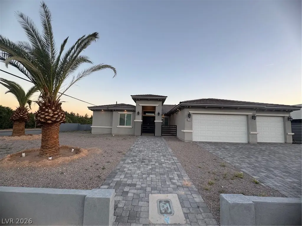197 E Shelbourne Avenue, Las Vegas, NV 89123 - #1