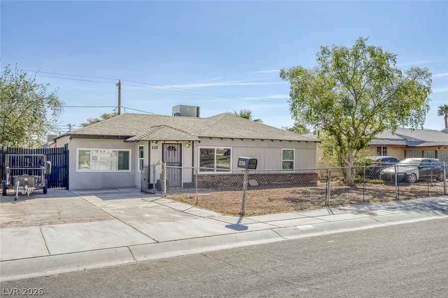 228 N 17th Street, Las Vegas, NV 89101 - #2